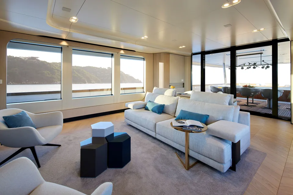 Lady Lene, 2021 Van der Valk Explorer 33M, photo 4