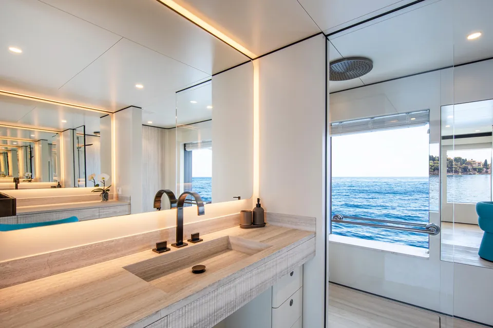 Lady Lene, 2021 Van der Valk Explorer 33M, photo 8