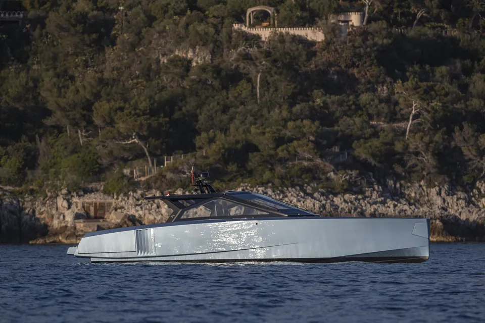 2022 Wally Yachts wallypower58, photo 12