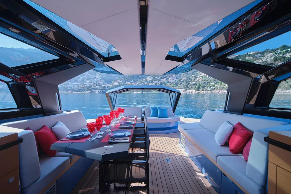 2022 Wally Yachts wallypower58, photo 16