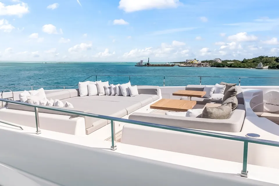2023 Custom Line Navetta 42, photo 14