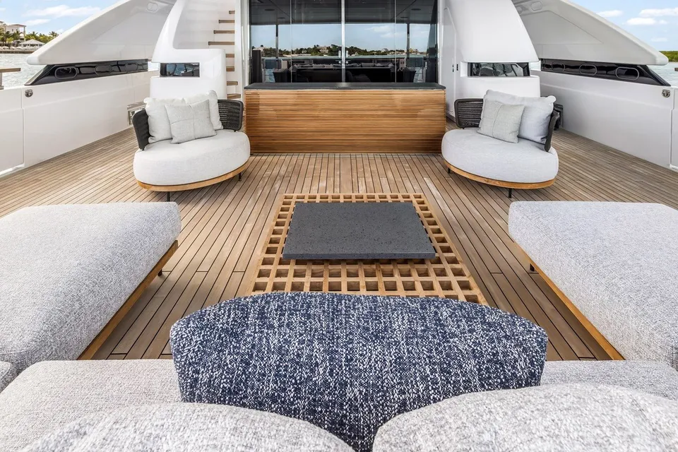 2023 Custom Line Navetta 42, photo 19