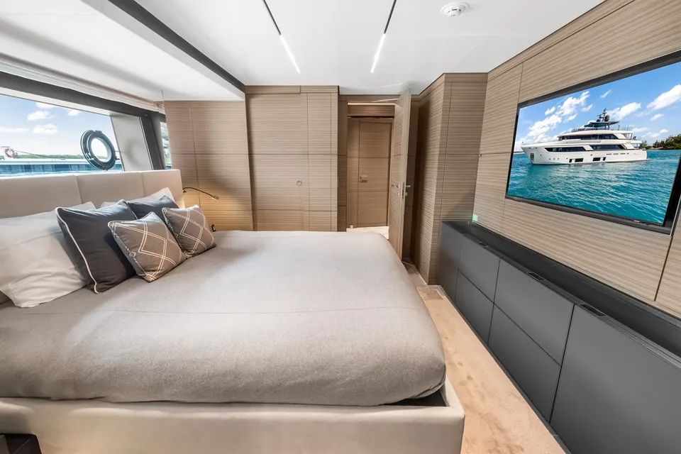 2023 Custom Line Navetta 42, photo 48