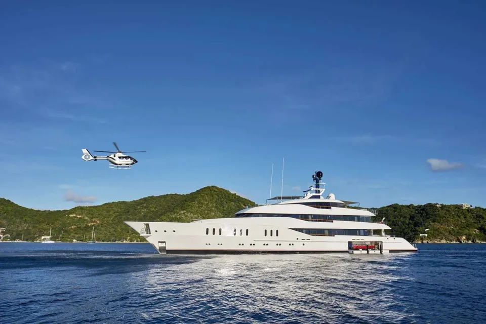 Hampshire, 2016 Feadship Custom, photo 6