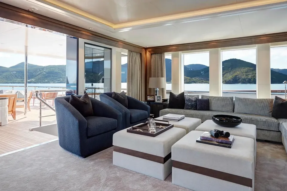 Hampshire, 2016 Feadship Custom, photo 12
