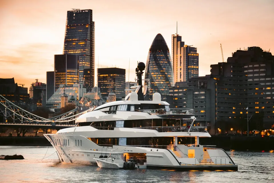 Hampshire, 2016 Feadship Custom, photo 17