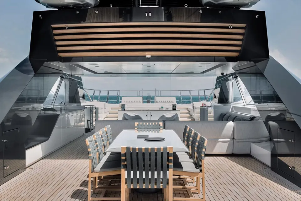 Entourage, 2023 Amels 60, photo 11