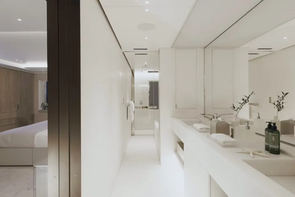 Entourage, 2023 Amels 60, photo 16