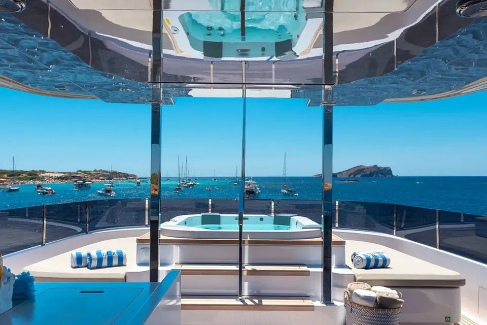Acqua, 2020 Custom Line Navetta 33, photo 16