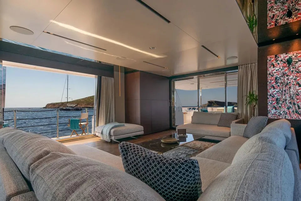 Acqua, 2020 Custom Line Navetta 33, photo 17
