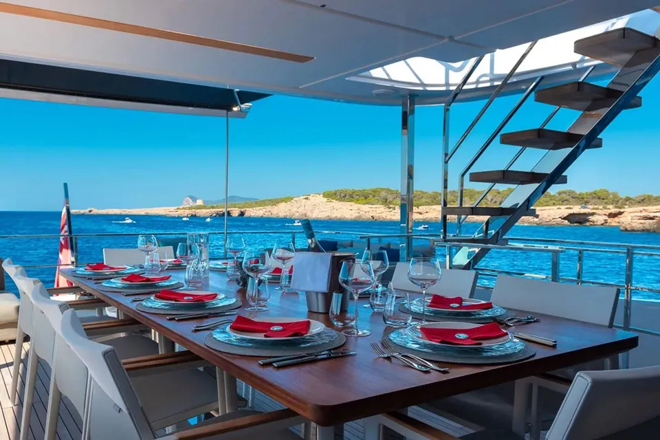 Acqua, 2020 Custom Line Navetta 33, photo 19