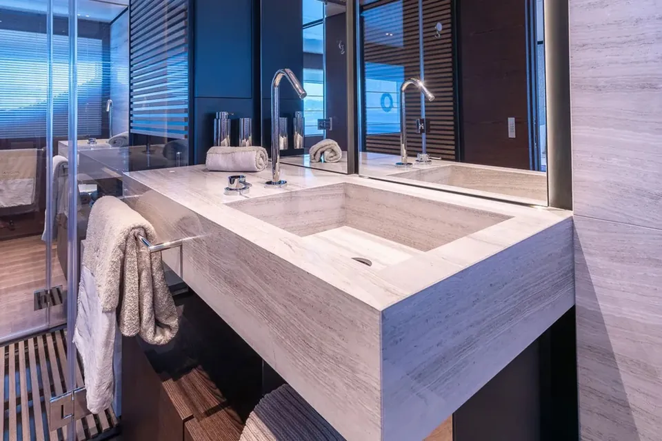 Acqua, 2020 Custom Line Navetta 33, photo 20