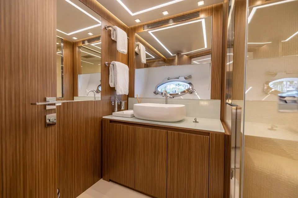 Naav, 2018 Pershing 108, photo 21