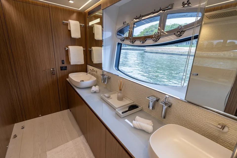 Naav, 2018 Pershing 108, photo 37
