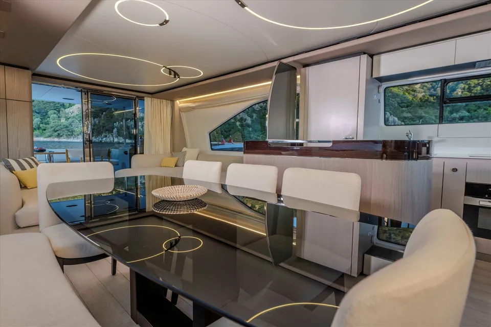 Celebrate Life, 2022 Azimut Fly 72, photo 29