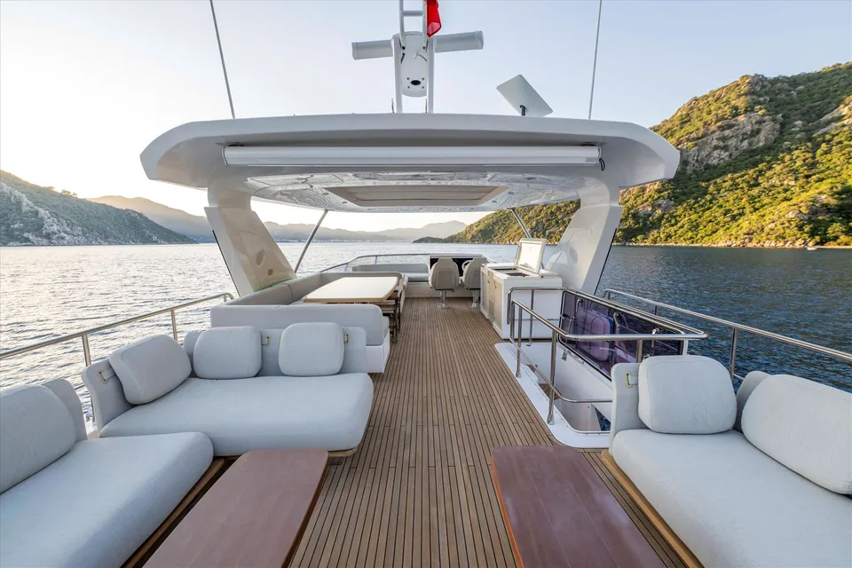 Celebrate Life, 2022 Azimut Fly 72, photo 36