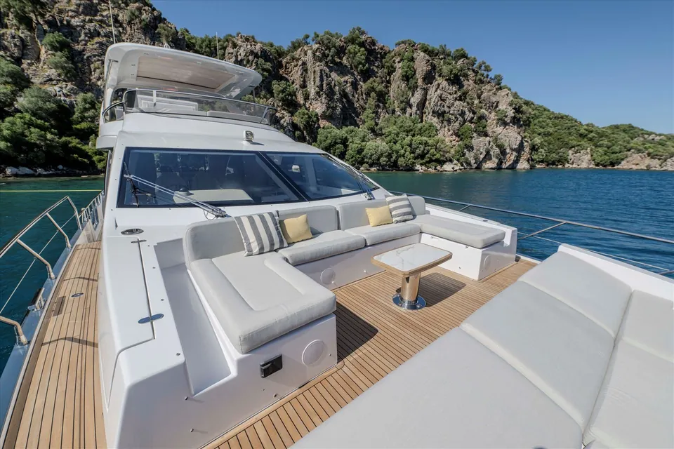 Celebrate Life, 2022 Azimut Fly 72, photo 38