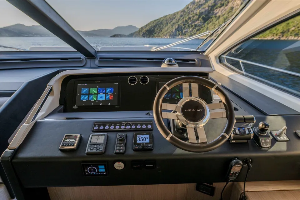 Celebrate Life, 2022 Azimut Fly 72, photo 48