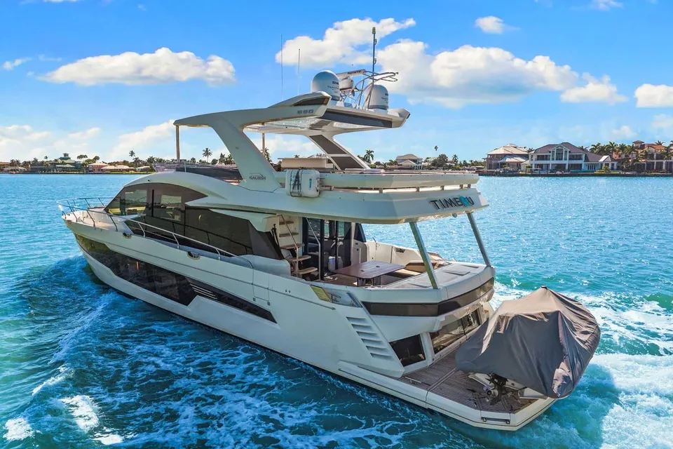 Time 4 U, 2020 Galeon 680 Flybridge, photo 18