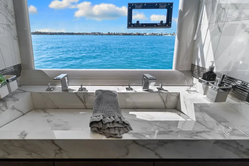 Time 4 U, 2020 Galeon 680 Flybridge, photo 40