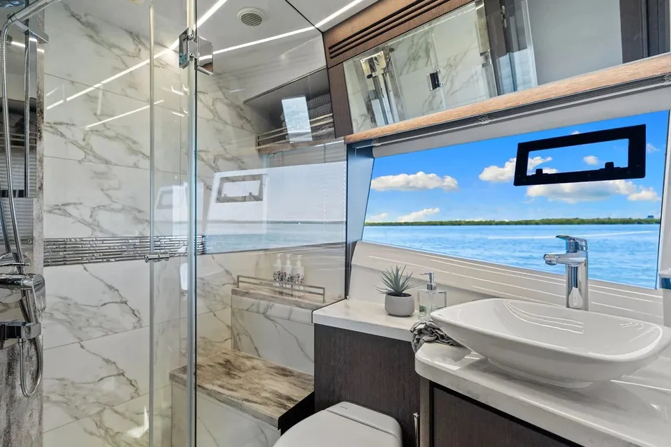 Time 4 U, 2020 Galeon 680 Flybridge, photo 45