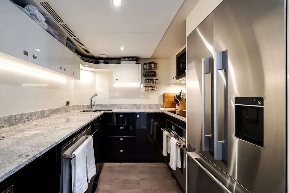 South C's, 2023 Ocean Alexander 27R, photo 125