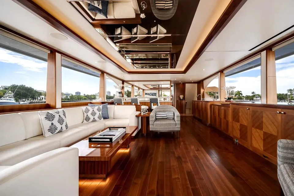 Gusto II, 2016 Ocean Alexander 90 Sky Lounge, photo 15