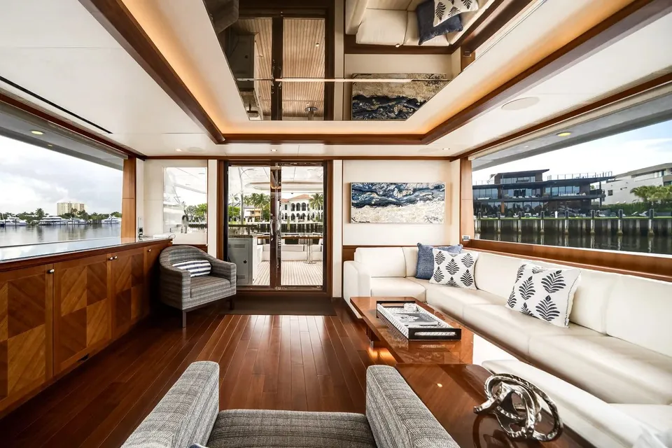 Gusto II, 2016 Ocean Alexander 90 Sky Lounge, photo 16