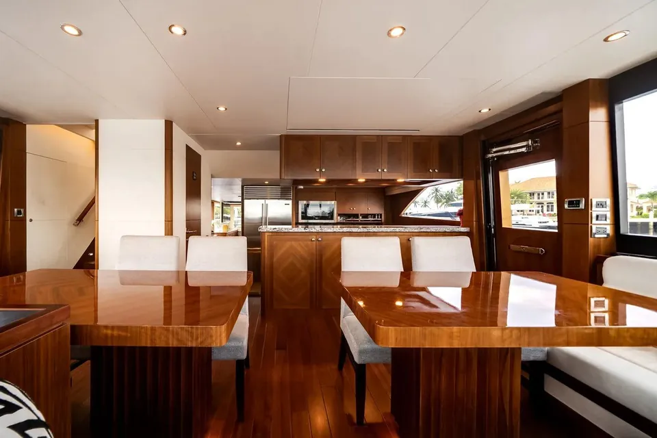 Gusto II, 2016 Ocean Alexander 90 Sky Lounge, photo 28