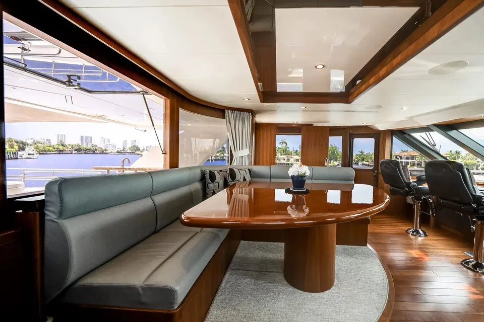 Gusto II, 2016 Ocean Alexander 90 Sky Lounge, photo 45
