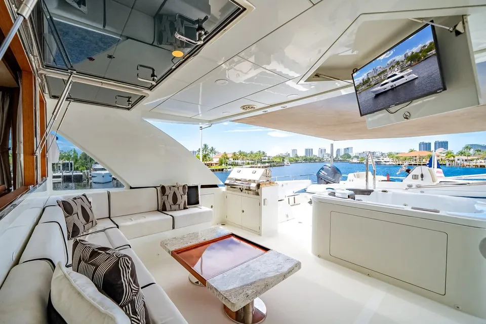 Gusto II, 2016 Ocean Alexander 90 Sky Lounge, photo 54