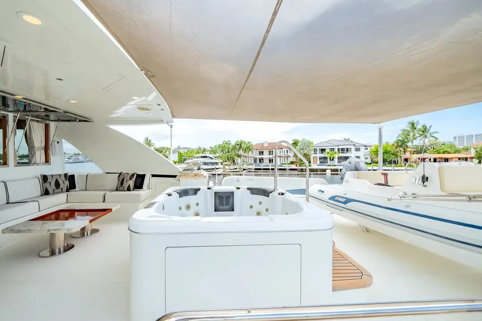 Gusto II, 2016 Ocean Alexander 90 Sky Lounge, photo 57