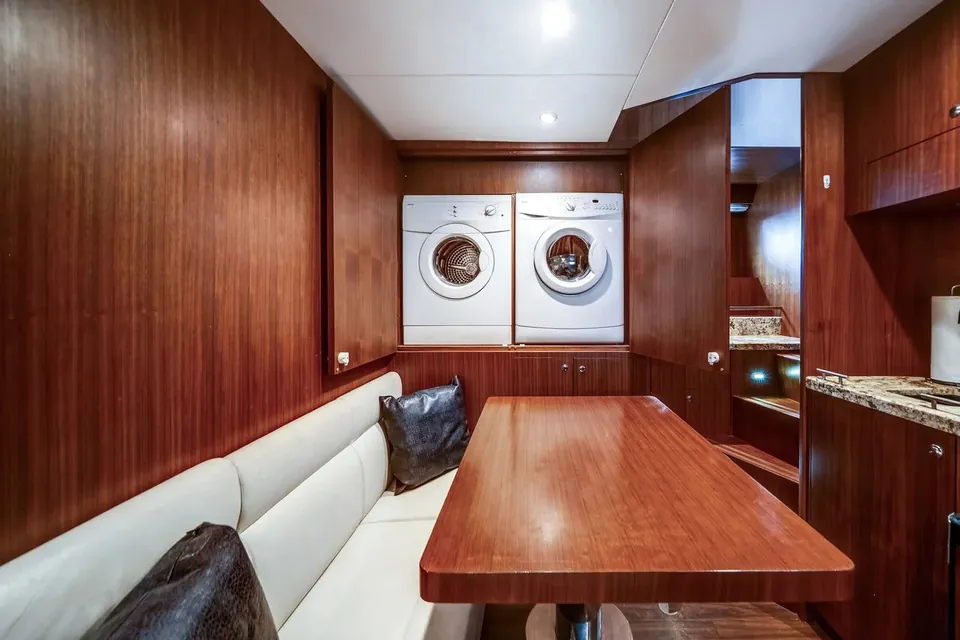 Gusto II, 2016 Ocean Alexander 90 Sky Lounge, photo 66
