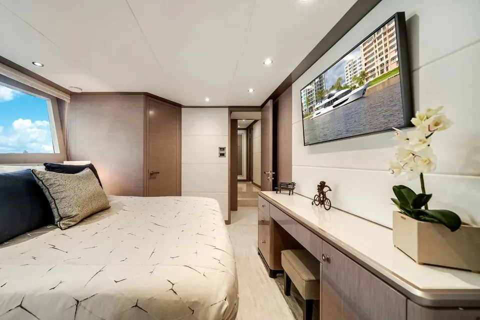 Carbon Copy, 2022 Ocean Alexander 32L, photo 47
