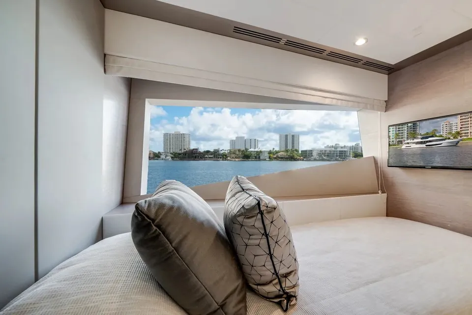 Carbon Copy, 2022 Ocean Alexander 32L, photo 55