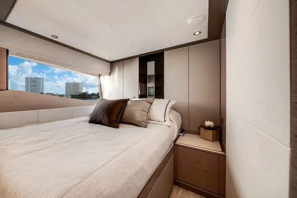 Carbon Copy, 2022 Ocean Alexander 32L, photo 57