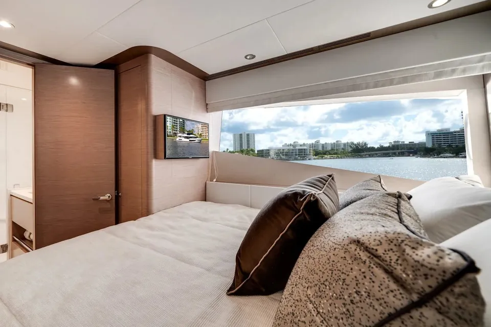 Carbon Copy, 2022 Ocean Alexander 32L, photo 58