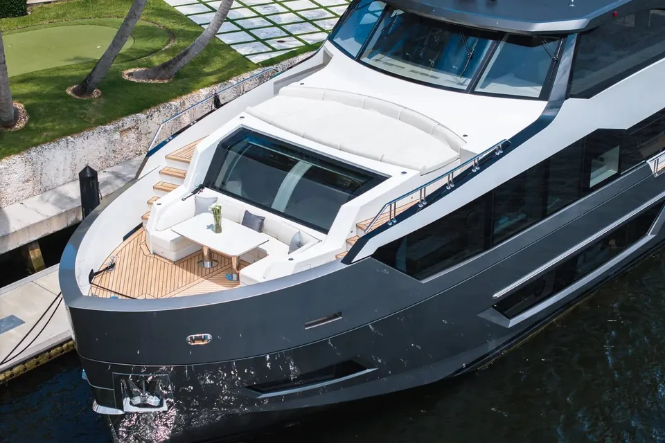 2025 Ocean Alexander 27R, photo 2