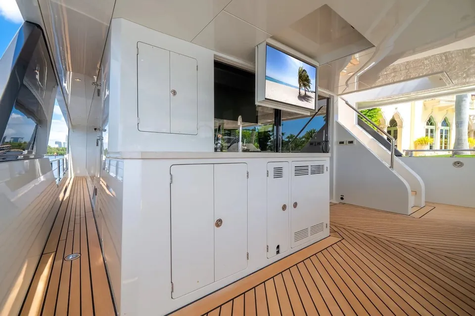 2025 Ocean Alexander 27R, photo 15
