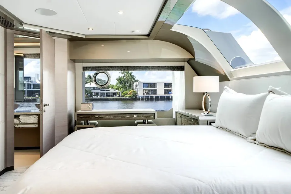 2025 Ocean Alexander 27R, photo 45