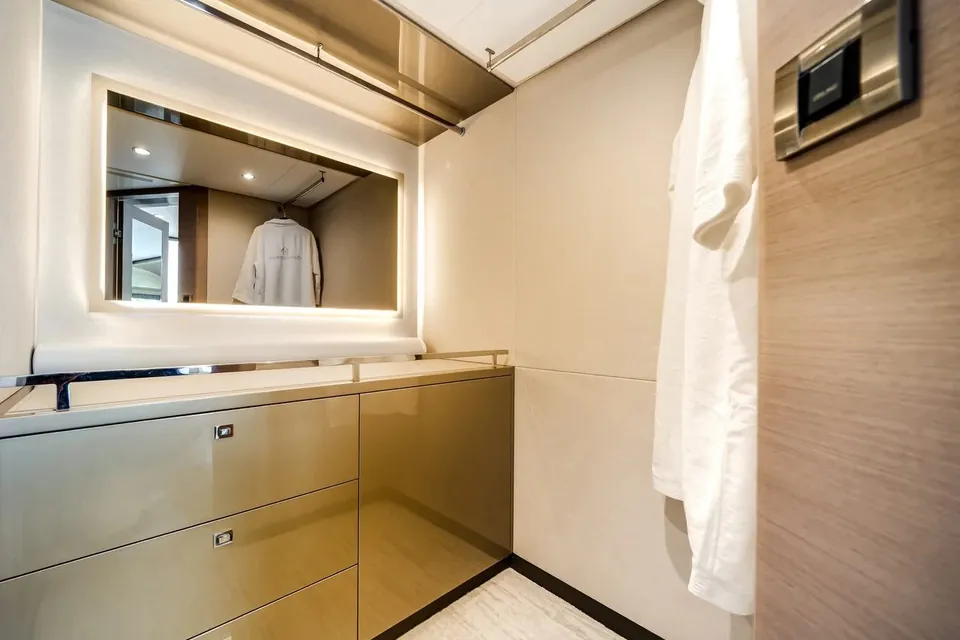 2025 Ocean Alexander 27R, photo 53