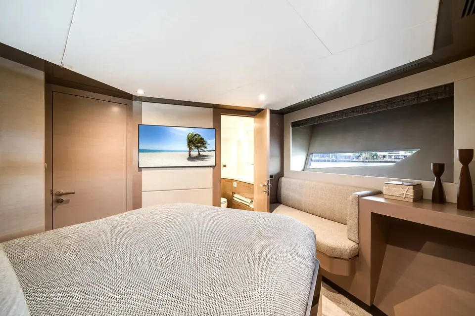 2025 Ocean Alexander 27R, photo 57