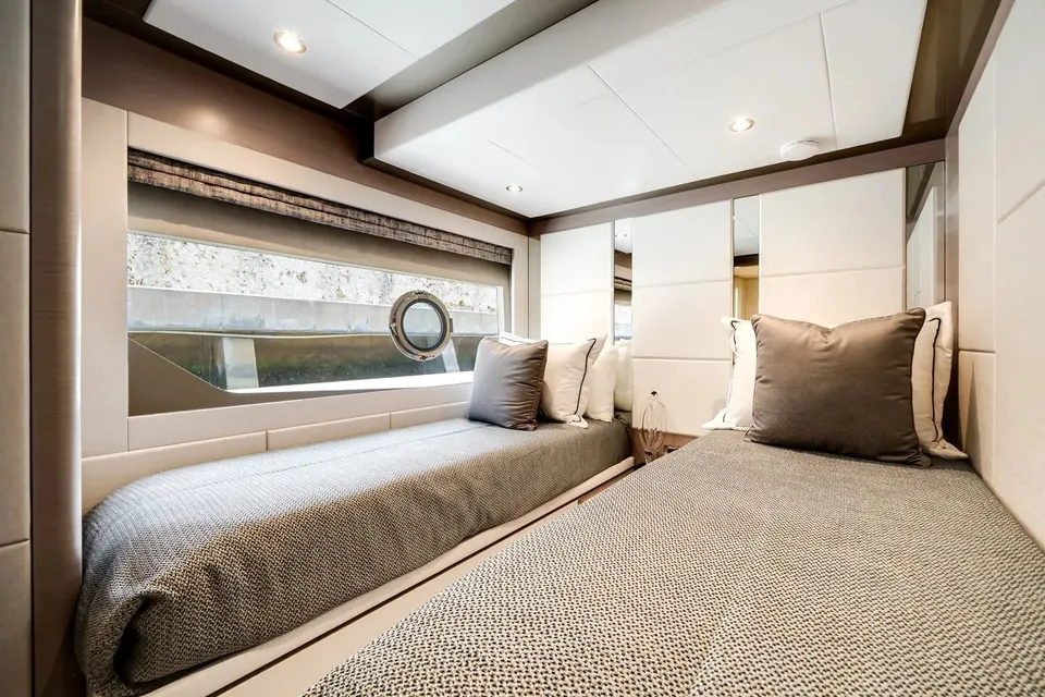2025 Ocean Alexander 27R, photo 69