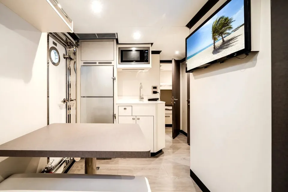 2025 Ocean Alexander 27R, photo 101