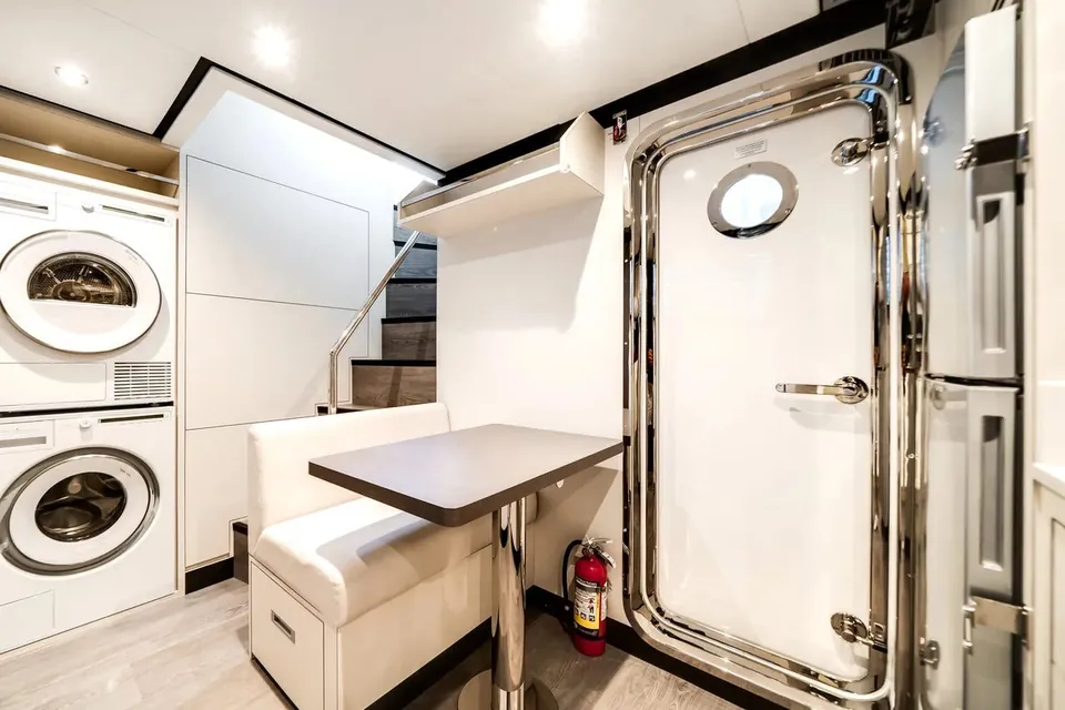 2025 Ocean Alexander 27R, photo 102