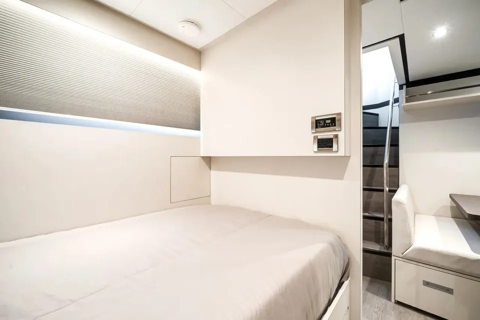 2025 Ocean Alexander 27R, photo 104
