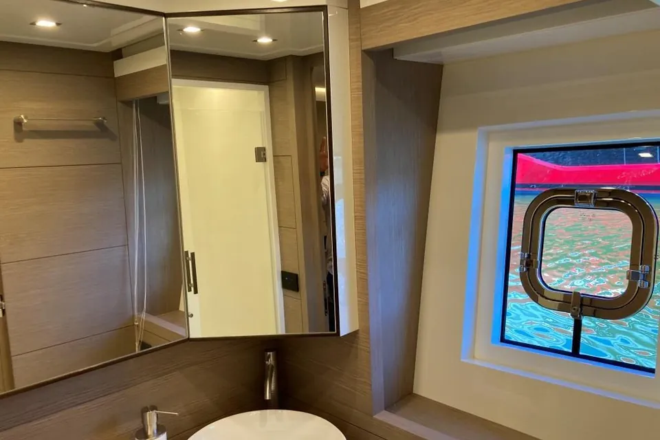 2022 AB Yachts AB 100, photo 5
