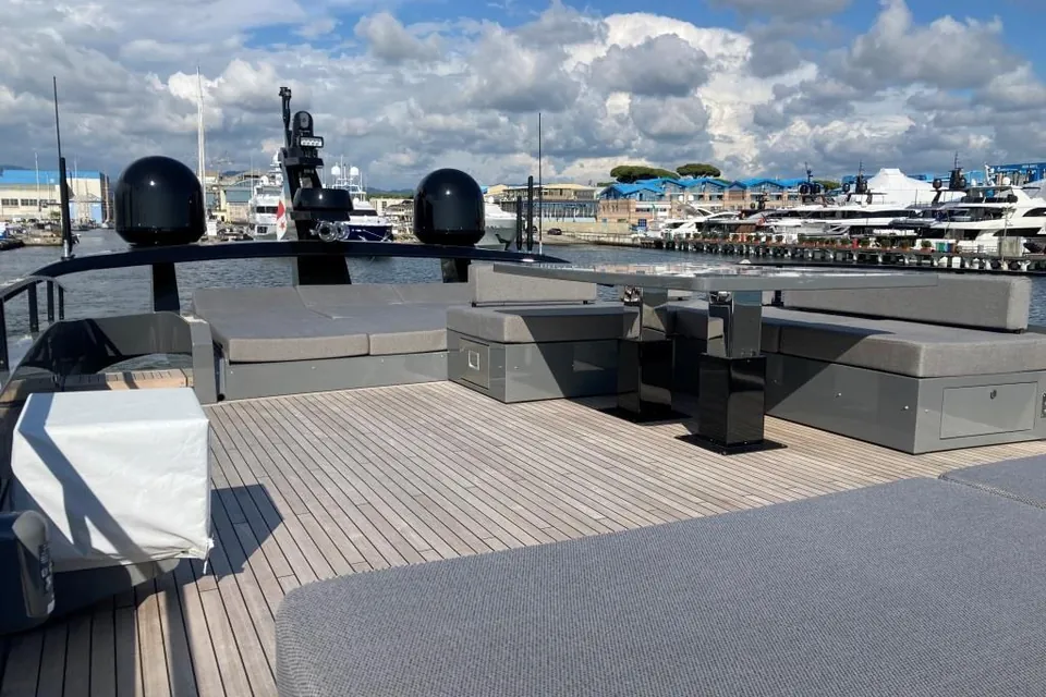 2022 AB Yachts AB 100, photo 20