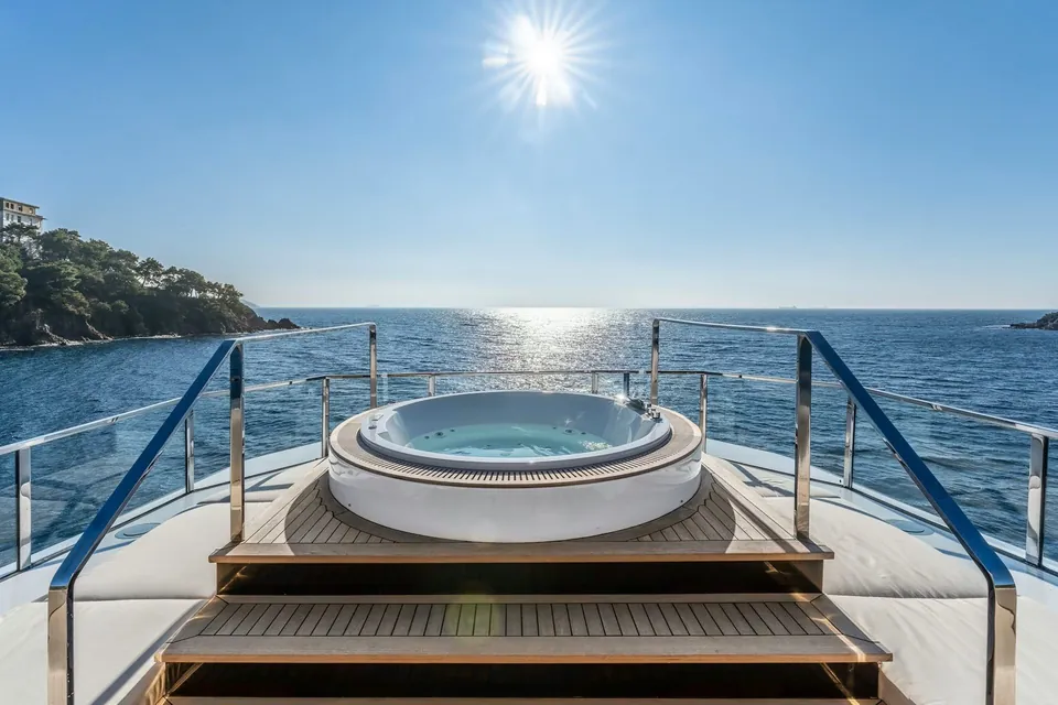 2024 AES Yacht Custom 35M, photo 17
