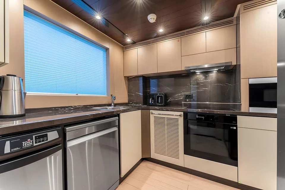2024 AES Yacht Custom 35M, photo 46